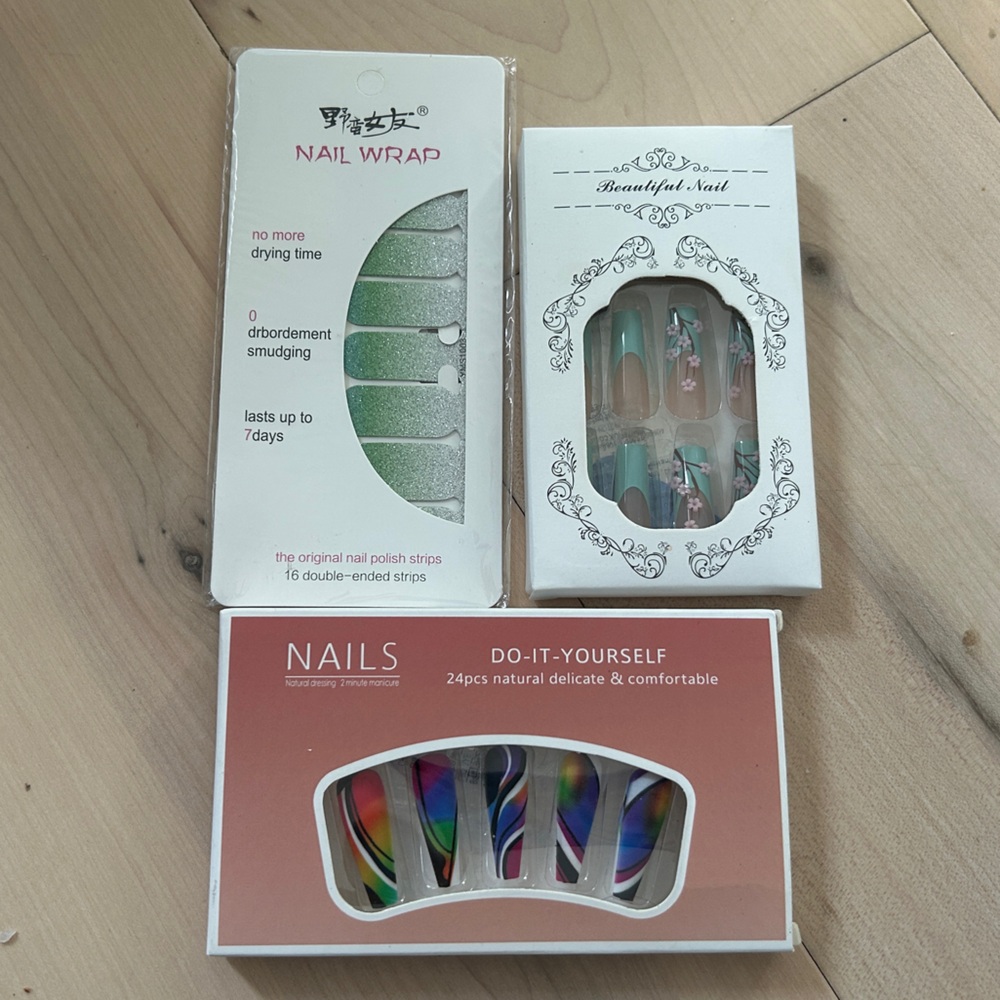 2 Long False Nails/1 Nail Polish Strips*Rainbow,Mint Green Floral,Ombre Glitter
